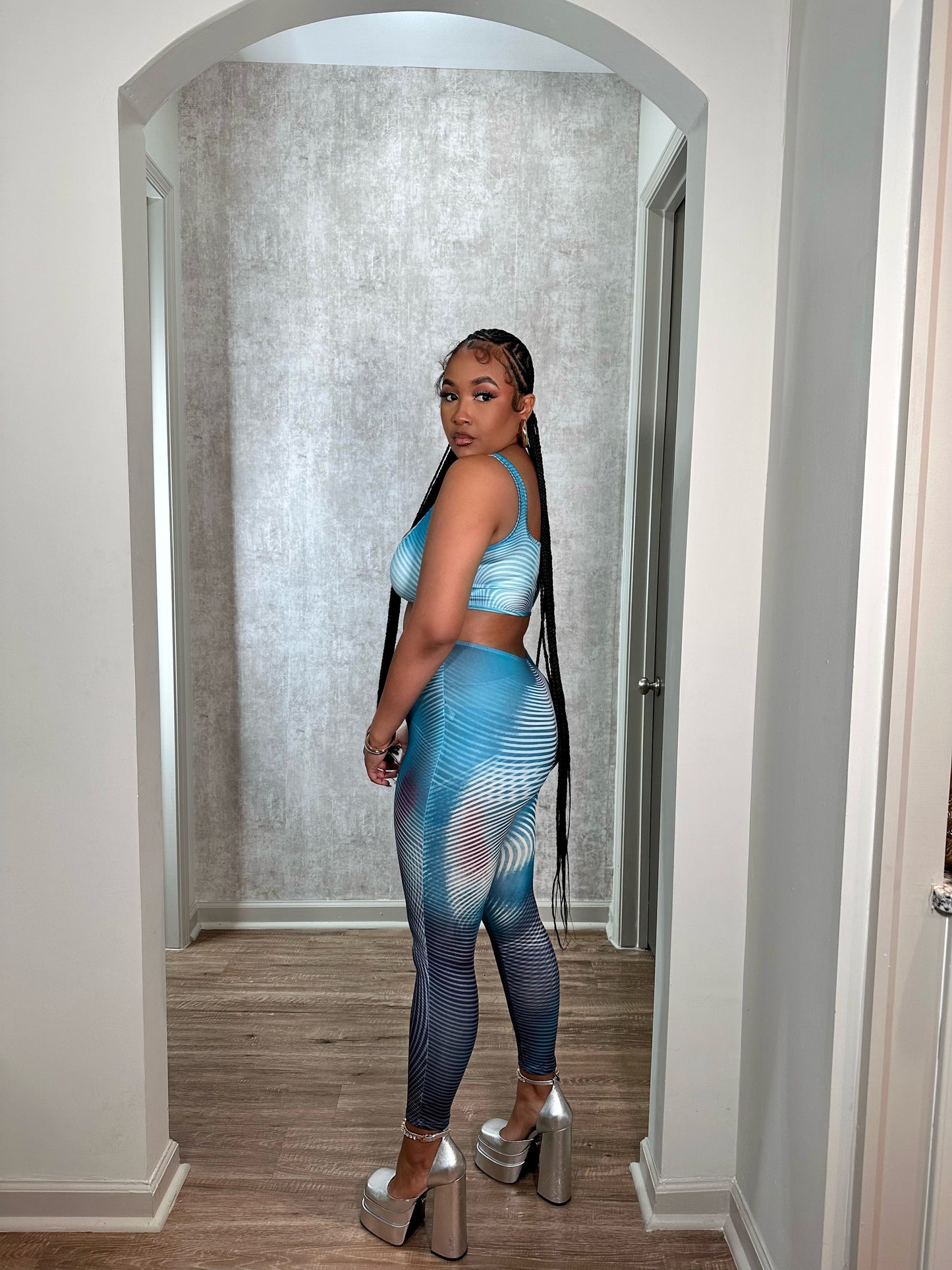 Aura (blue)
