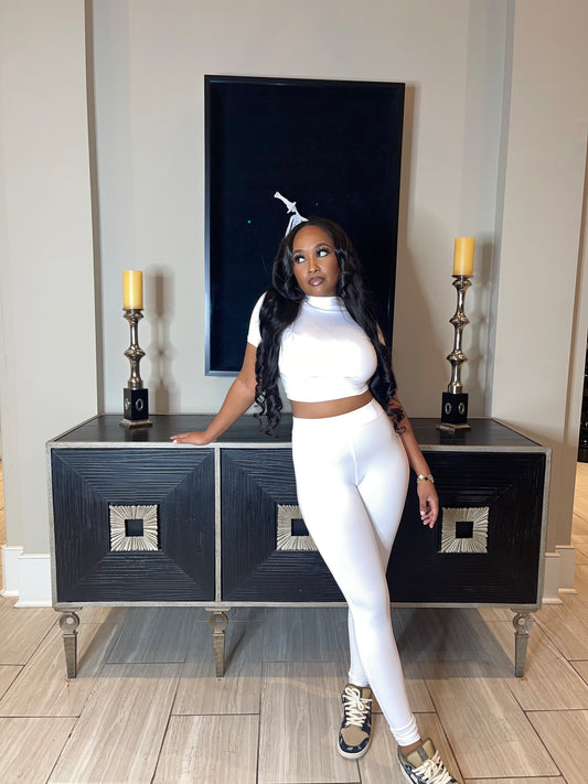 Keep it Essential (white)