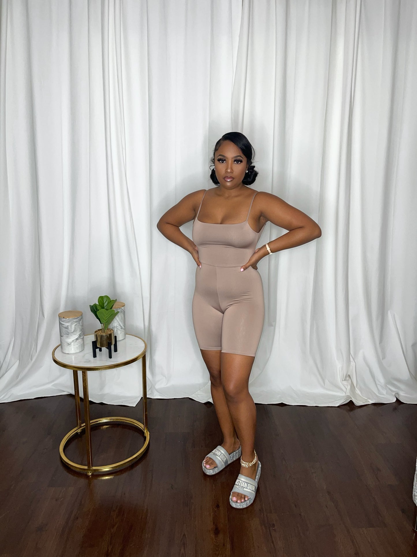 Basically Basic (taupe)
