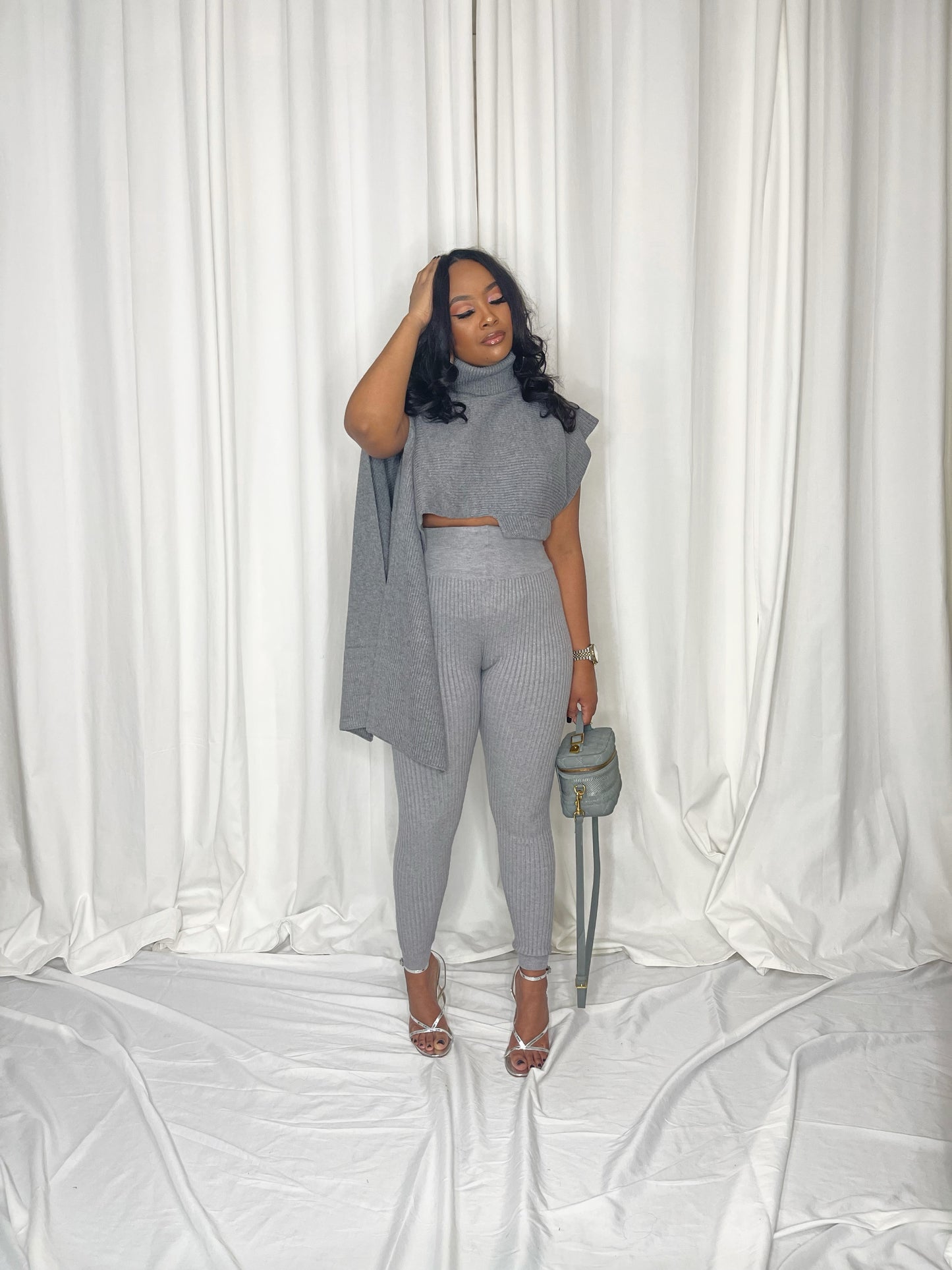 Afternoon Tea (grey)